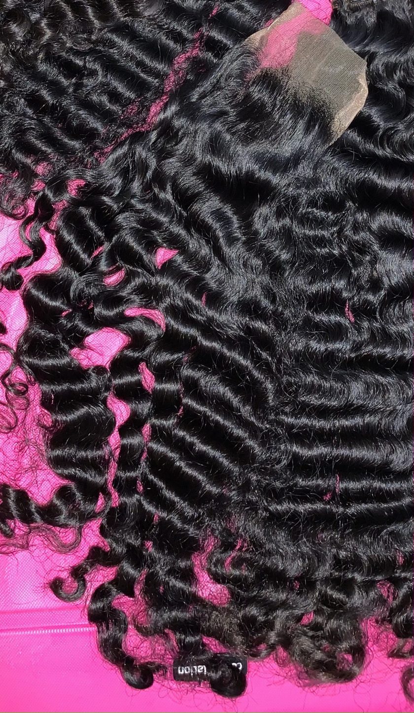 Lush Curly Closure