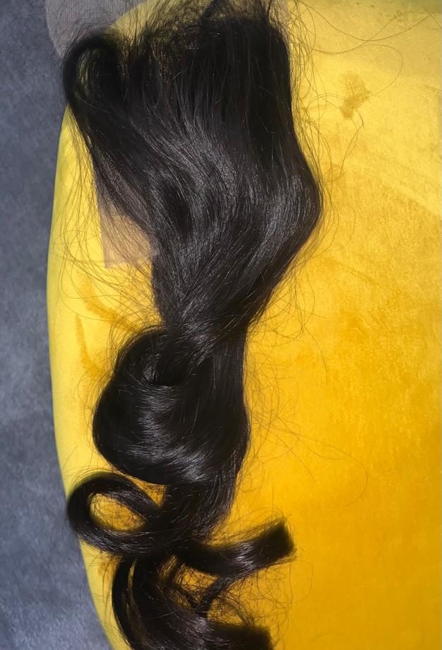 Signature Wavy Closure