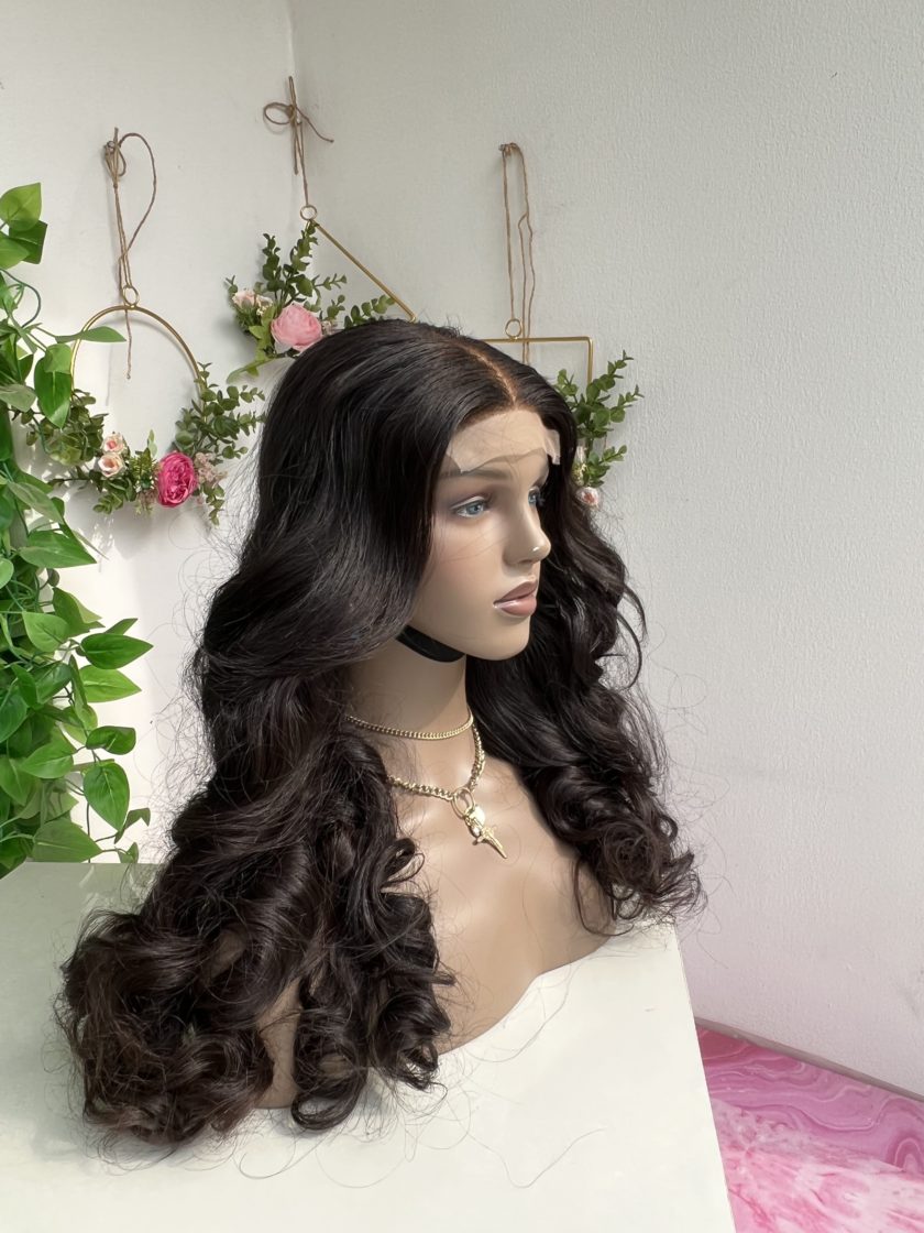 Pretty Banks - Image 7