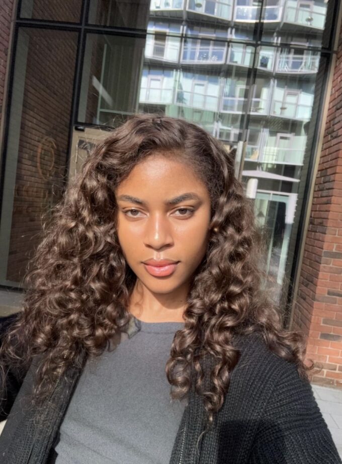 Gabriella for Mesh Hairline